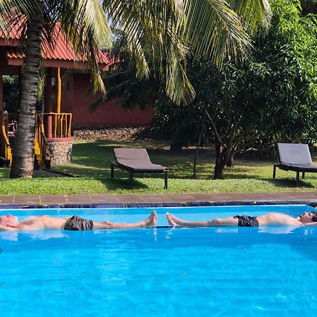 Yala Peace Cottages Tissamaharama Kültér fotó