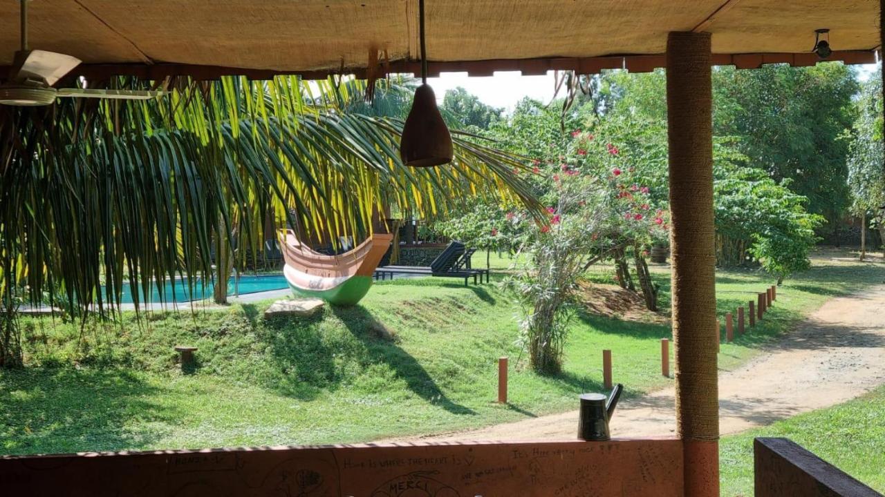 Yala Peace Cottages Tissamaharama Kültér fotó