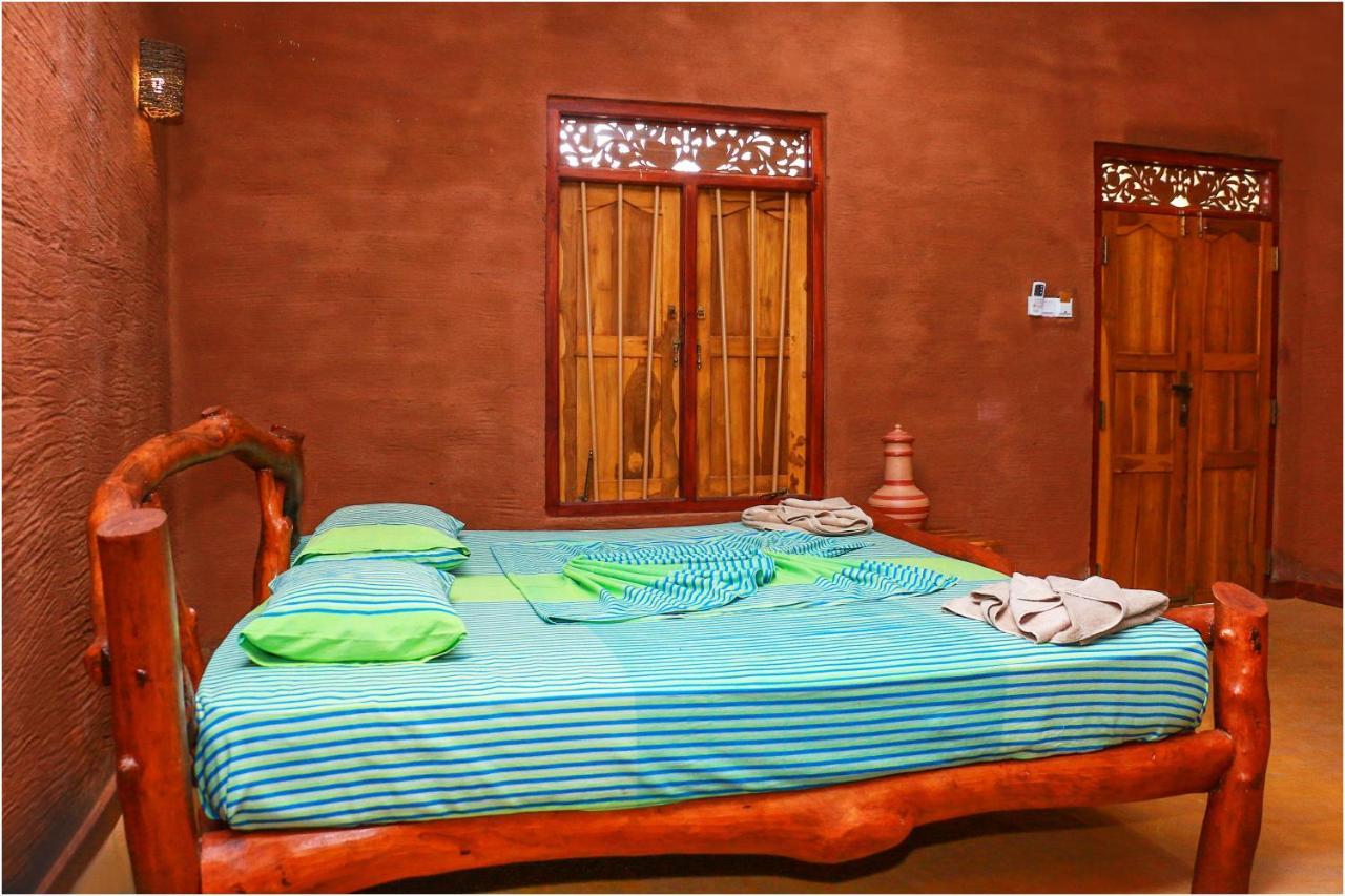 Yala Peace Cottages Tissamaharama Kültér fotó