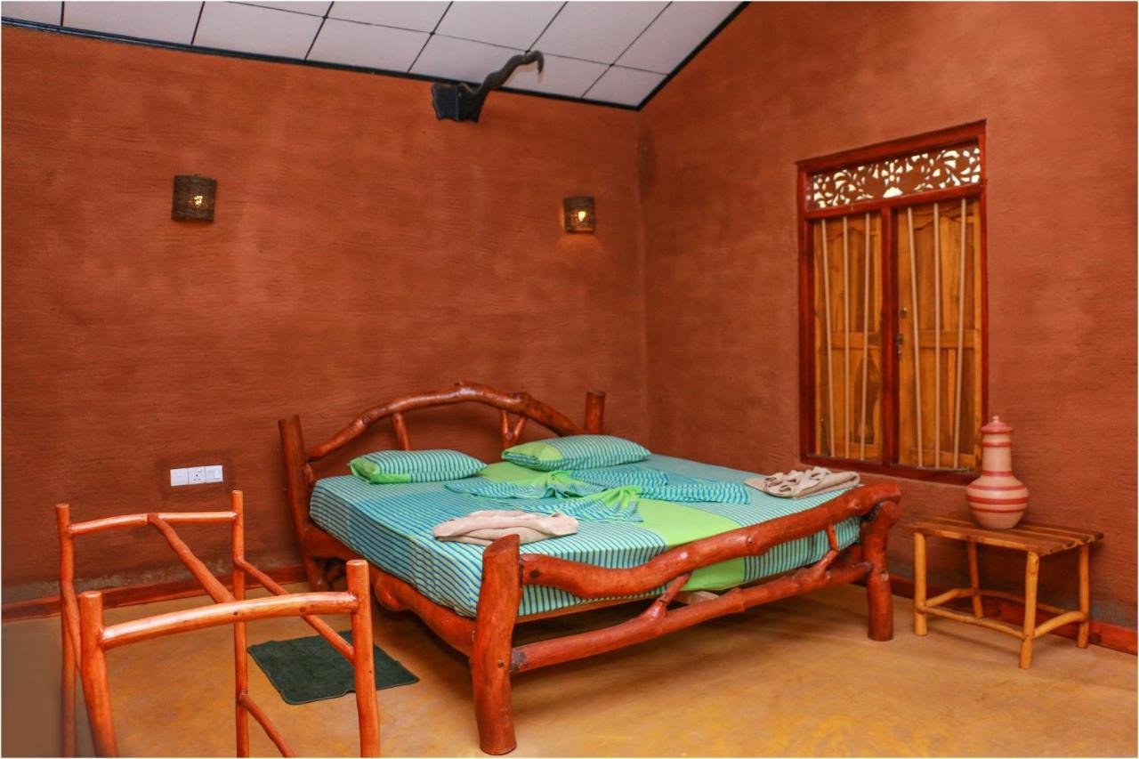 Yala Peace Cottages Tissamaharama Kültér fotó